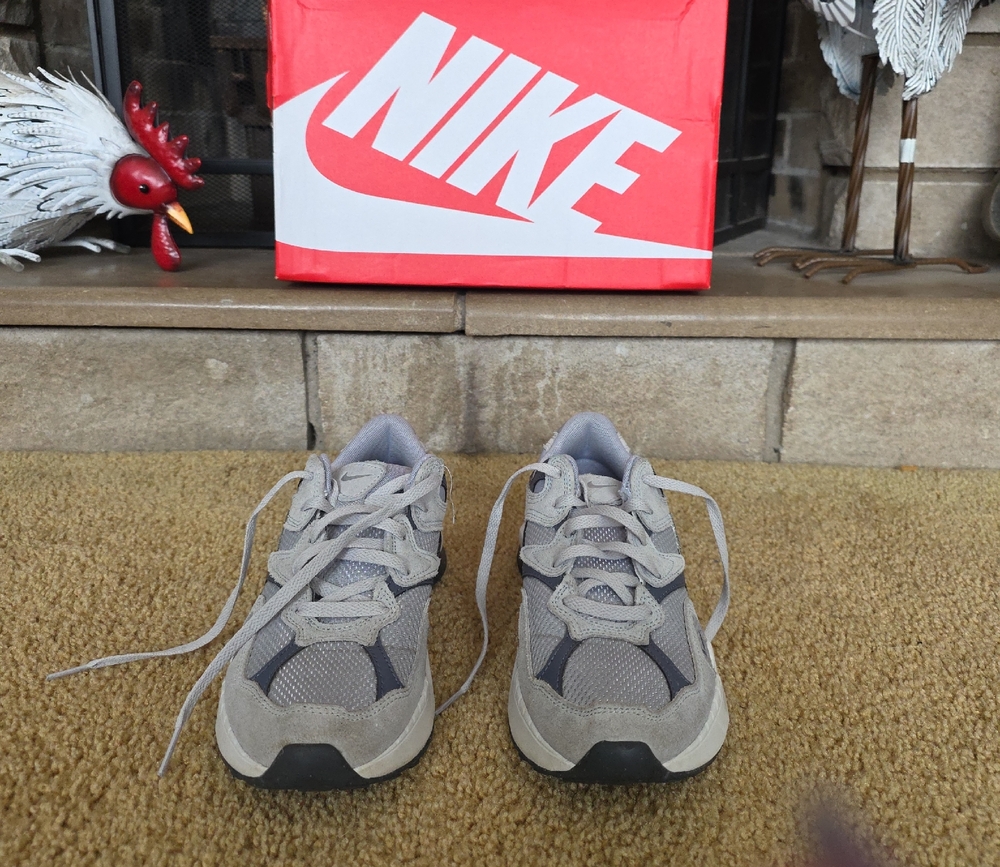 Nike Womens Gray and Black Sneakers